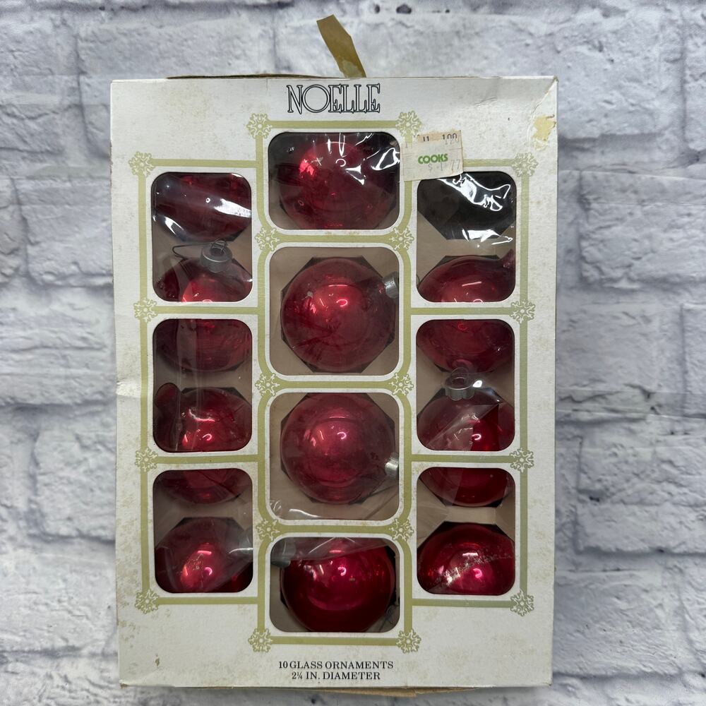 Vintage Noelle 2.5" Glass Christmas Bulbs Set of 11 in box Red Made in USA